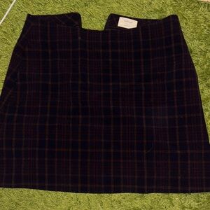 Aritzia Classic Mini Skirt-Navy blue with dark yellow plaid
